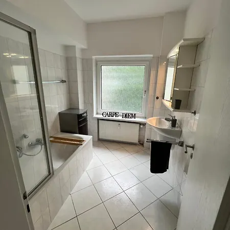 In Gelsenkirchen 6 Personen * Дортмунд